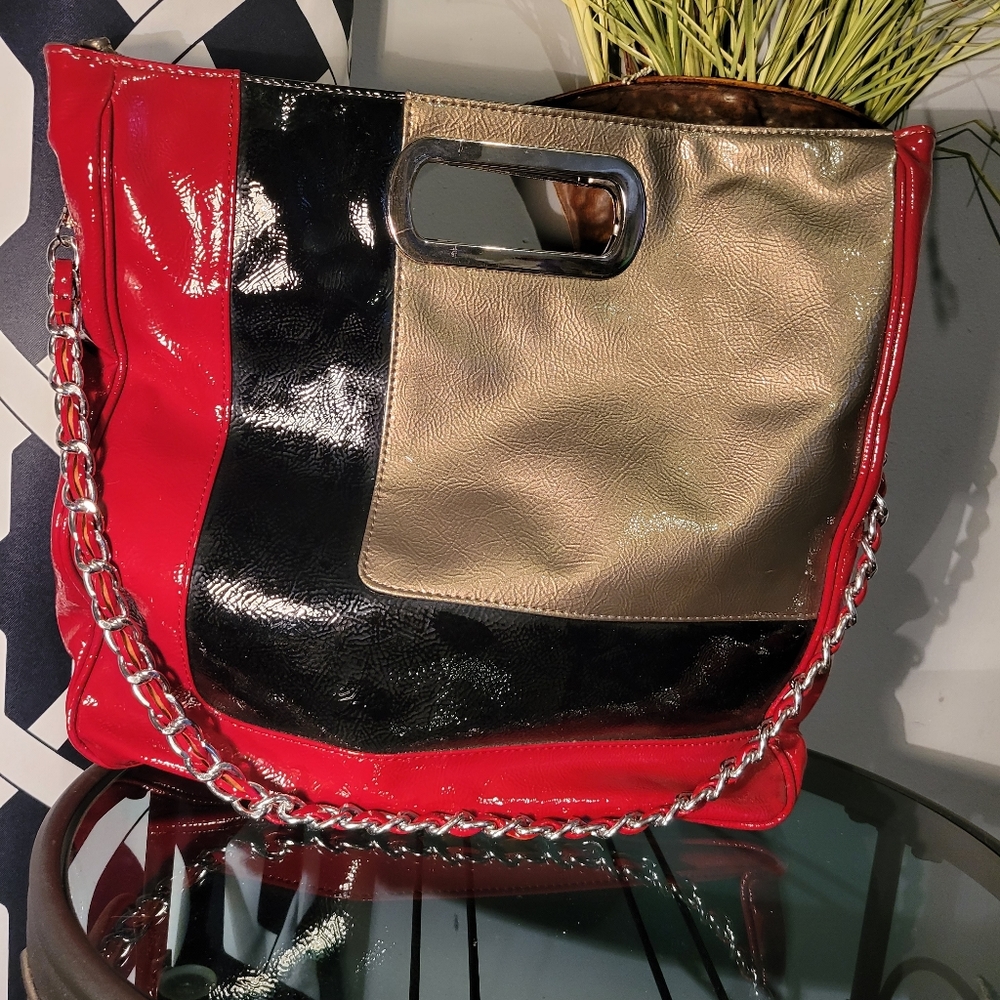 Purses - Picture 2 of 4